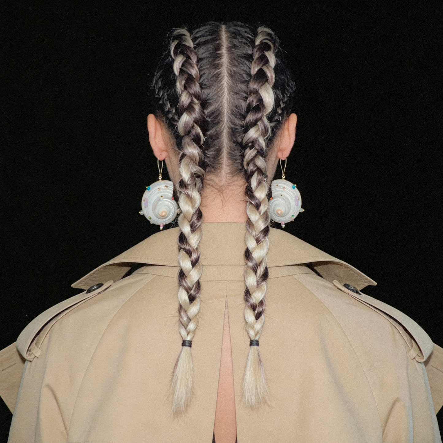 Handmade Shell Pearl Earrings with Swarovski Crystals