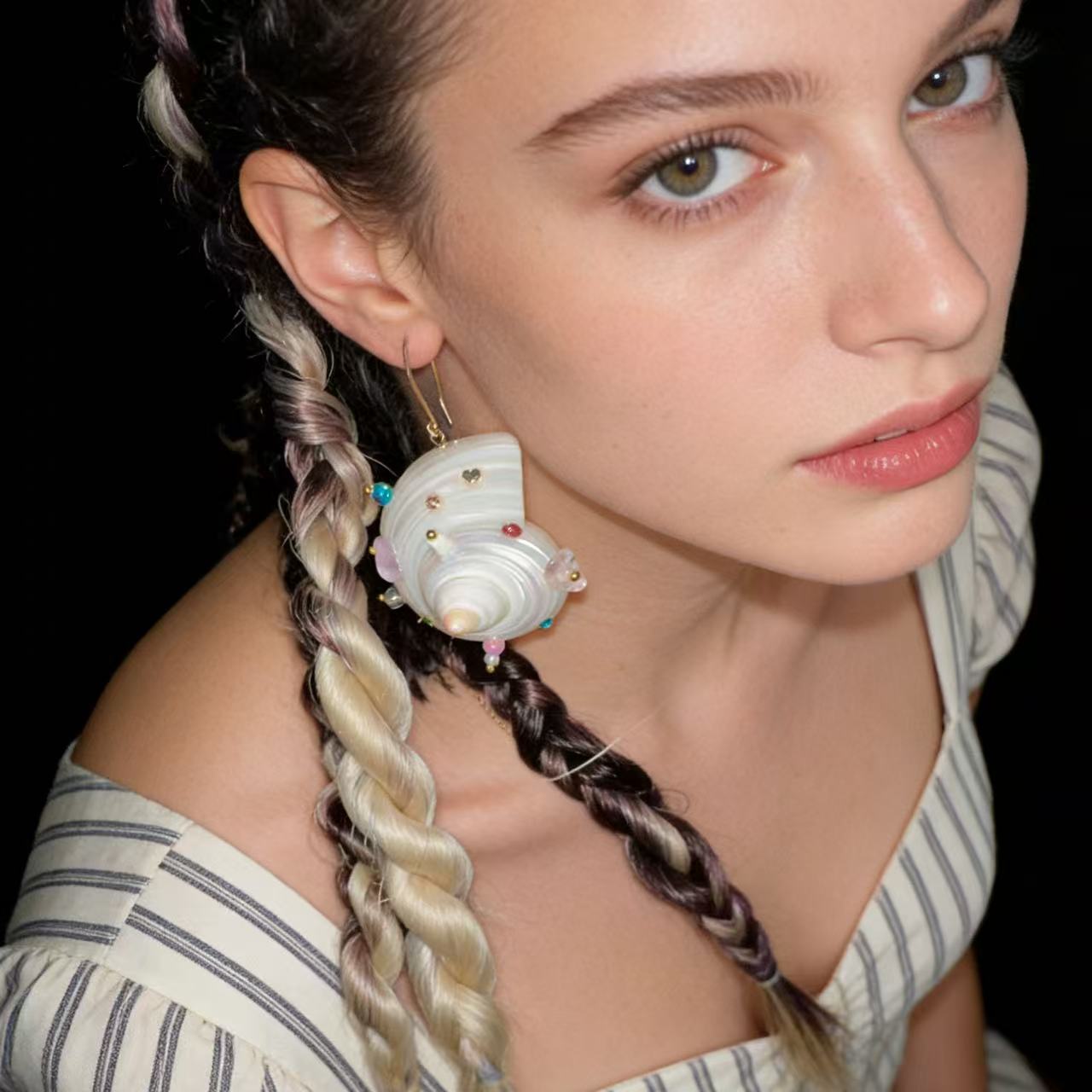 Handmade Shell Pearl Earrings with Swarovski Crystals