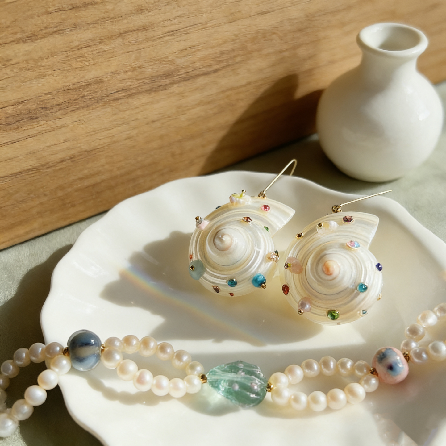 Handmade Shell Pearl Earrings with Swarovski Crystals