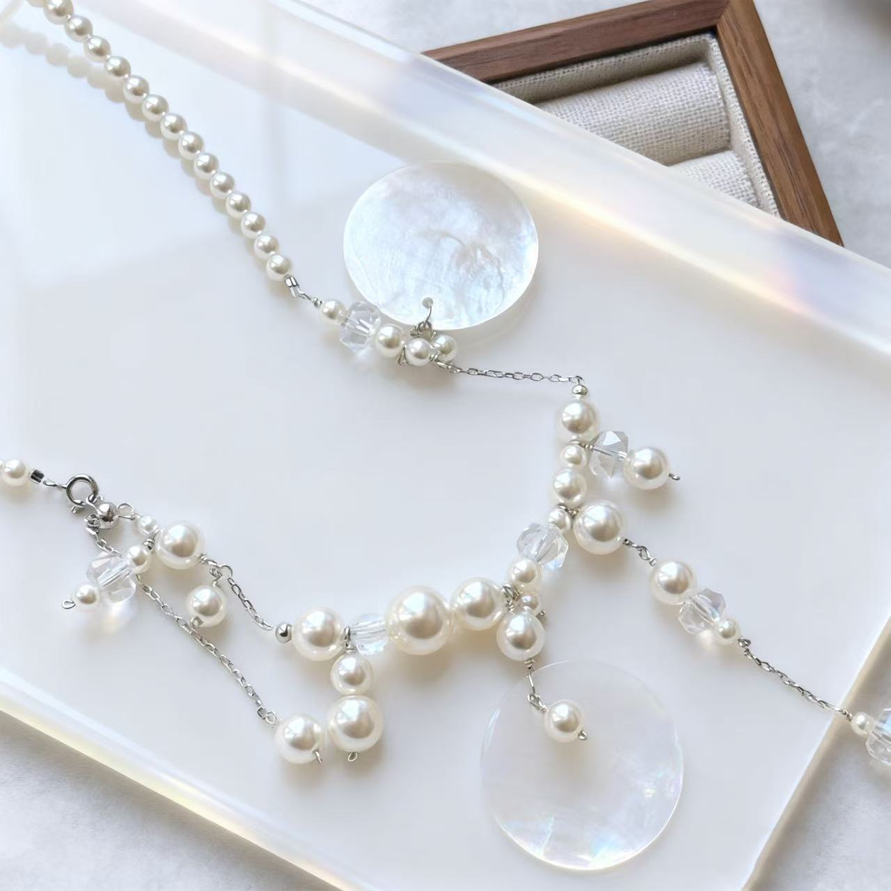 Luminous pearl necklace designed for everyday elegance